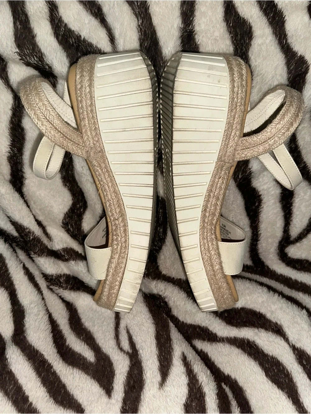 Altar’d State Women’s Cream Platform Sandals with Ankle Strap